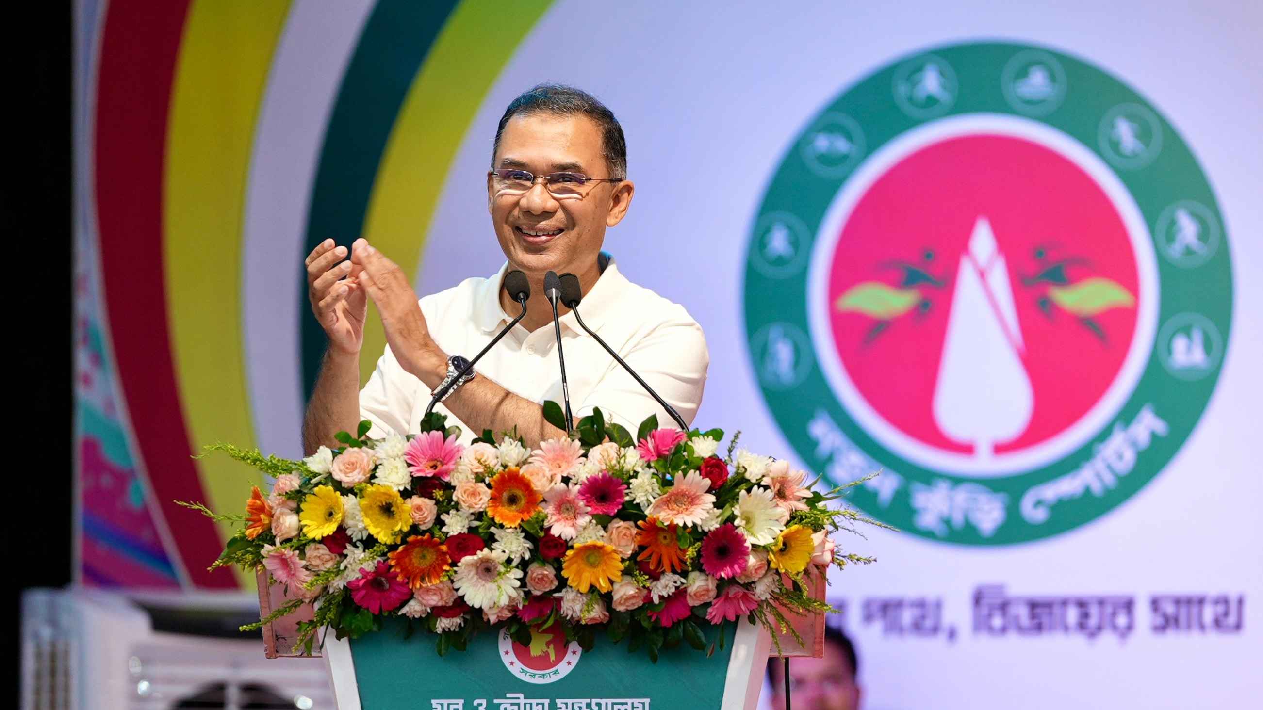তোমরা বাংলাদেশকে পৃথিবীর সামনে তুলে ধরবে: প্রধানমন্ত্রী 