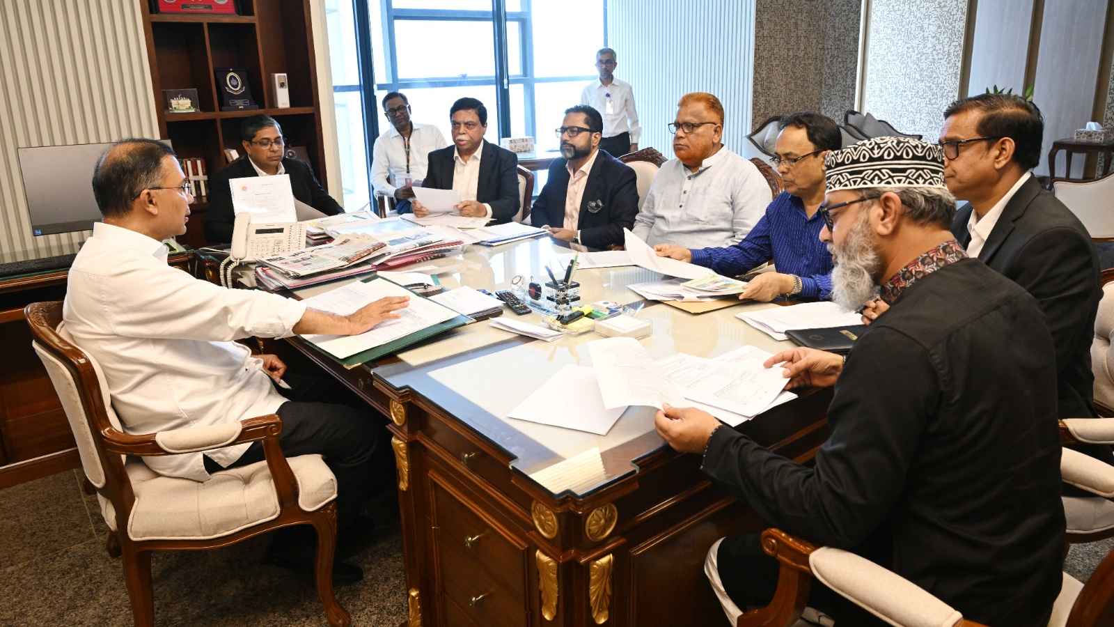 পিরোজপুরের রাস্তাঘাট দ্রুত মেরামতের নির্দেশ প্রধানমন্ত্রীর