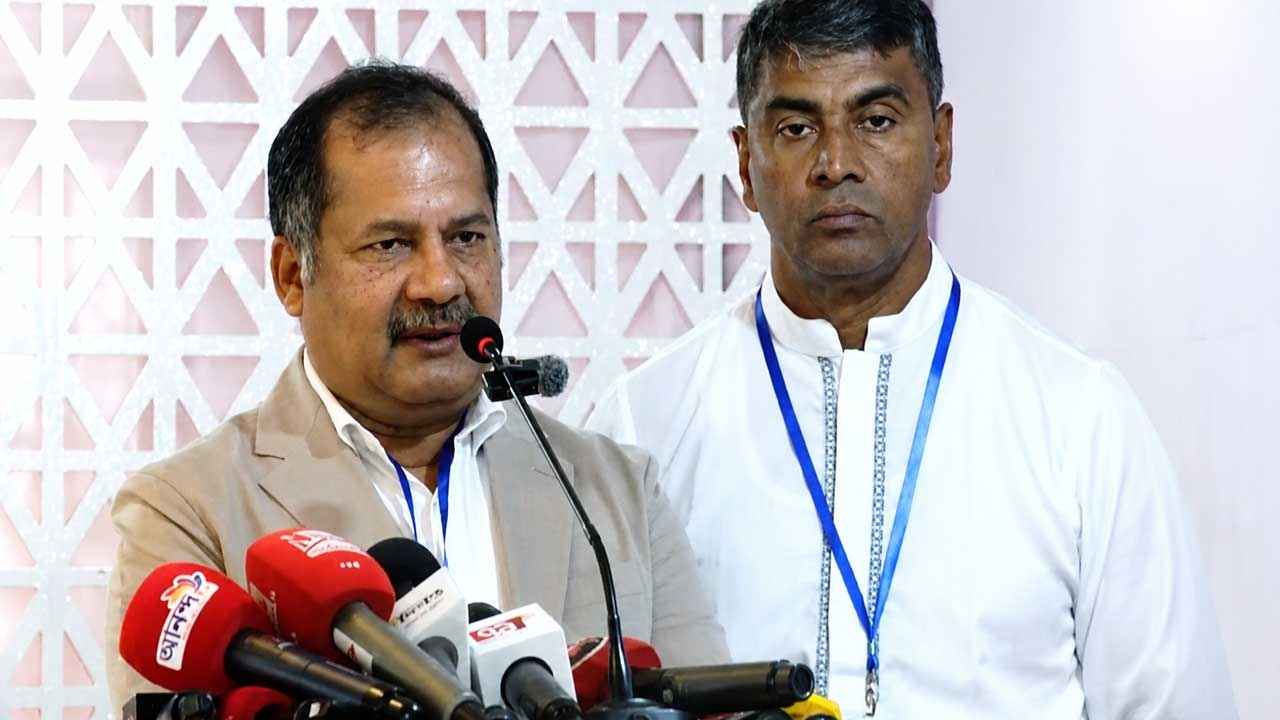 Zahir-uddin-Swapon-dhakamai
