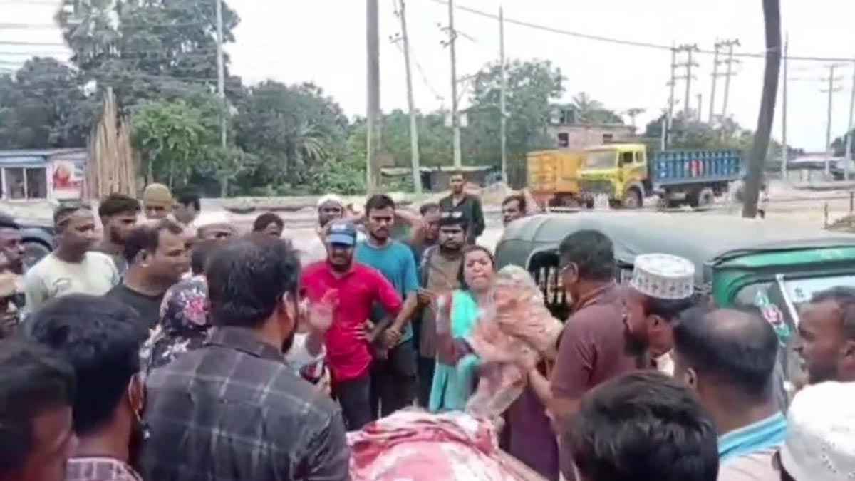 কর্মস্থলে যাওয়ার পথে সড়কে প্রাণ গেল ভূমি কর্মকর্তার