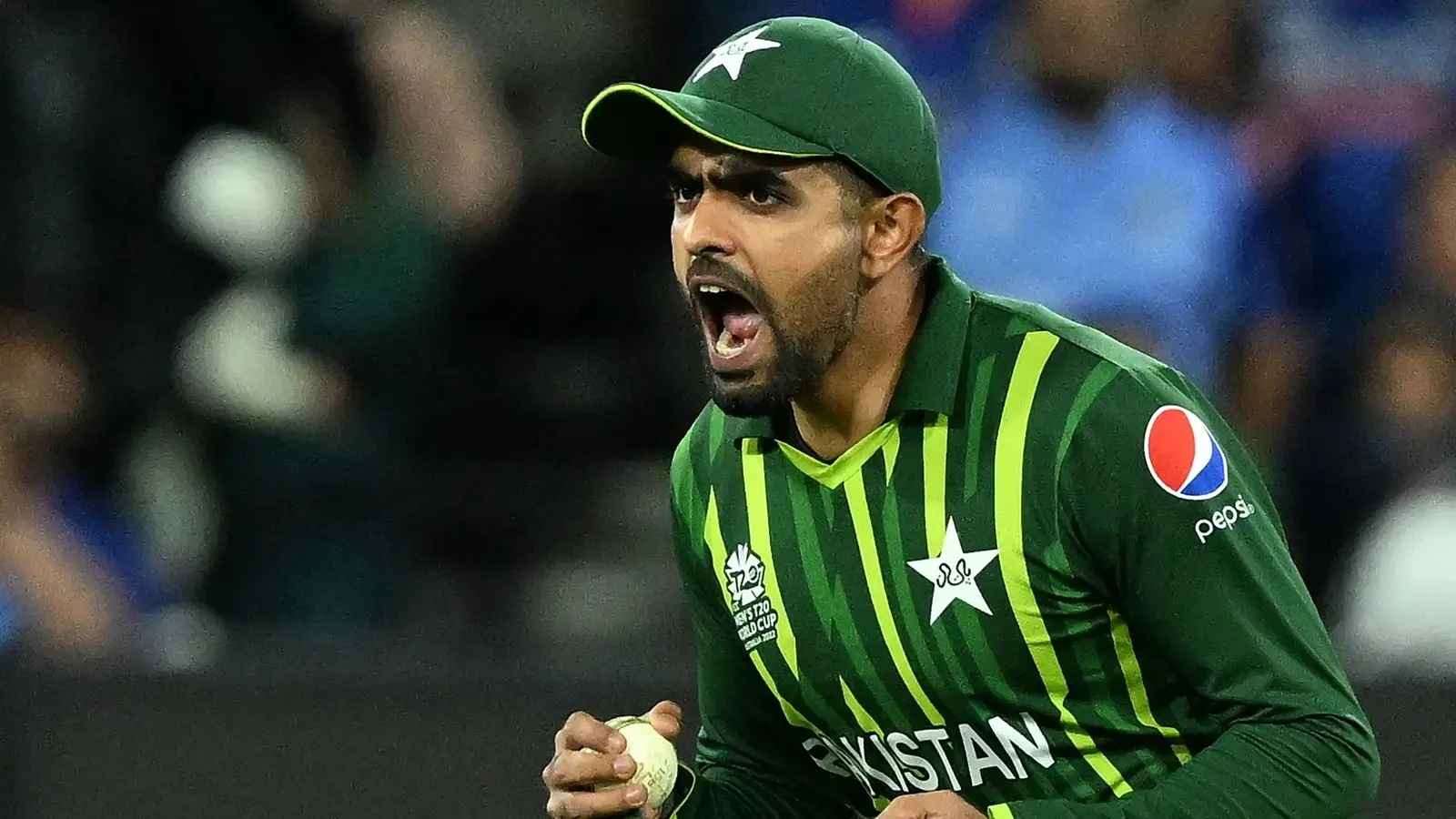 বাবর কি আবারও পাকিস্তানের অধিনায়ক হচ্ছেন?