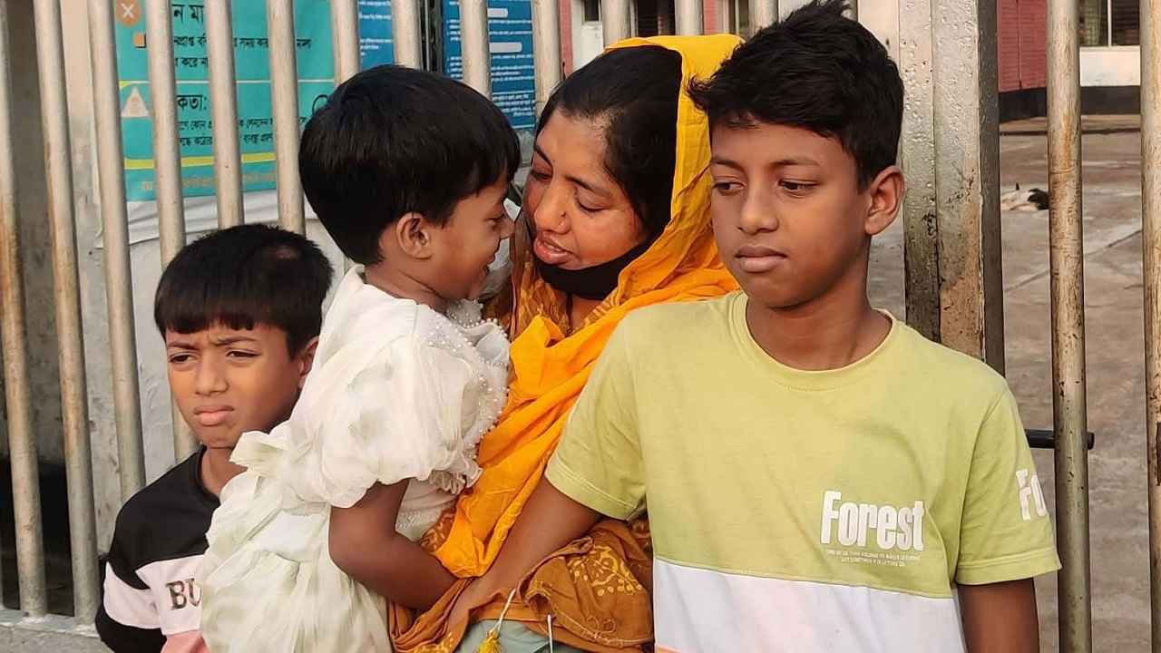 অবশেষে জামিন পেলেন নাবালক তিন সন্তানের সেই মা