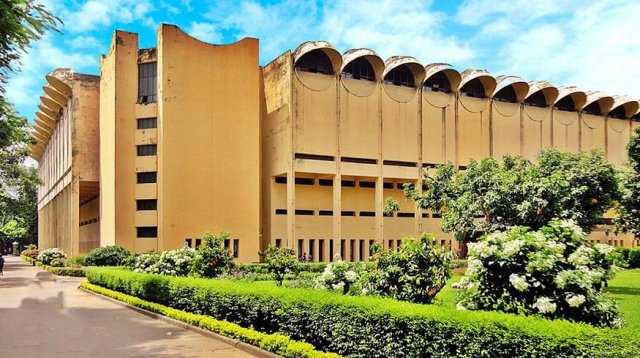 bangladesh-national-museum bangladesh-national-museum