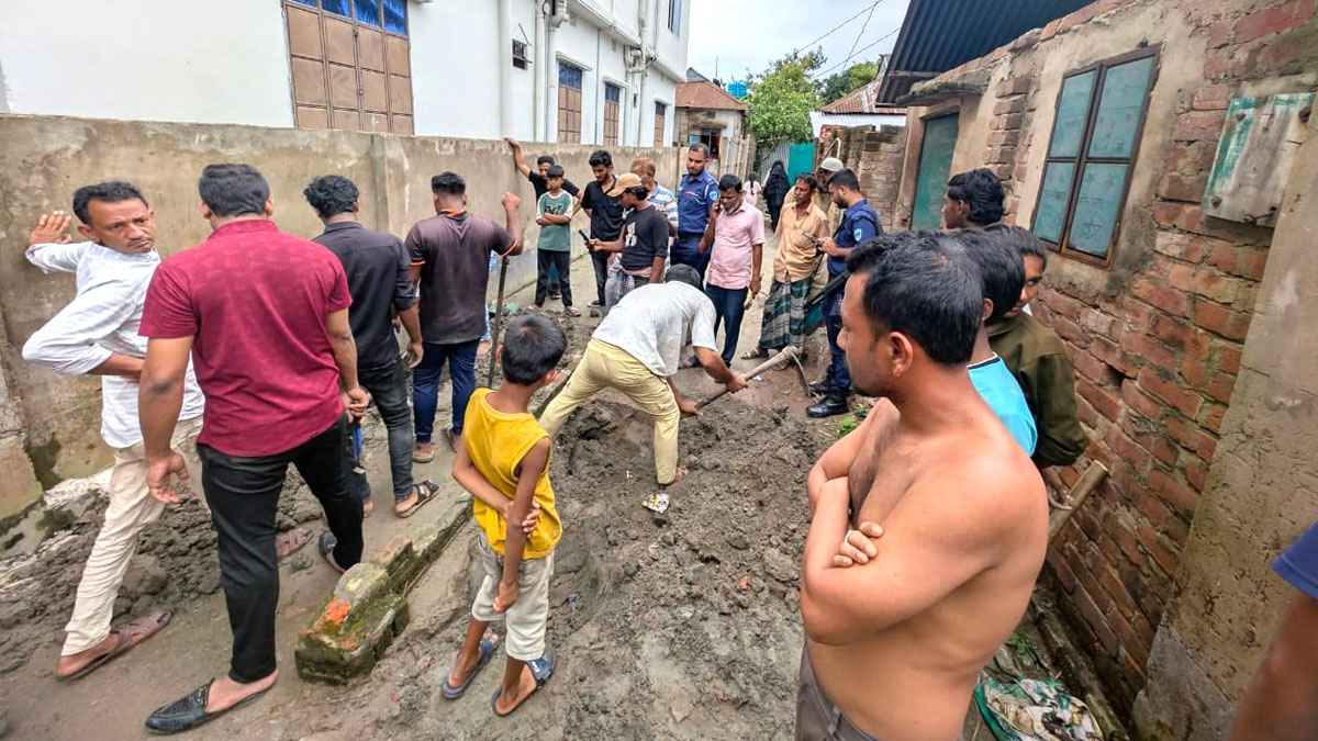 ব্রাহ্মণবাড়িয়ায় ২০টি অবৈধ গ্যাস সংযোগ বিচ্ছিন্ন, জরিমানা