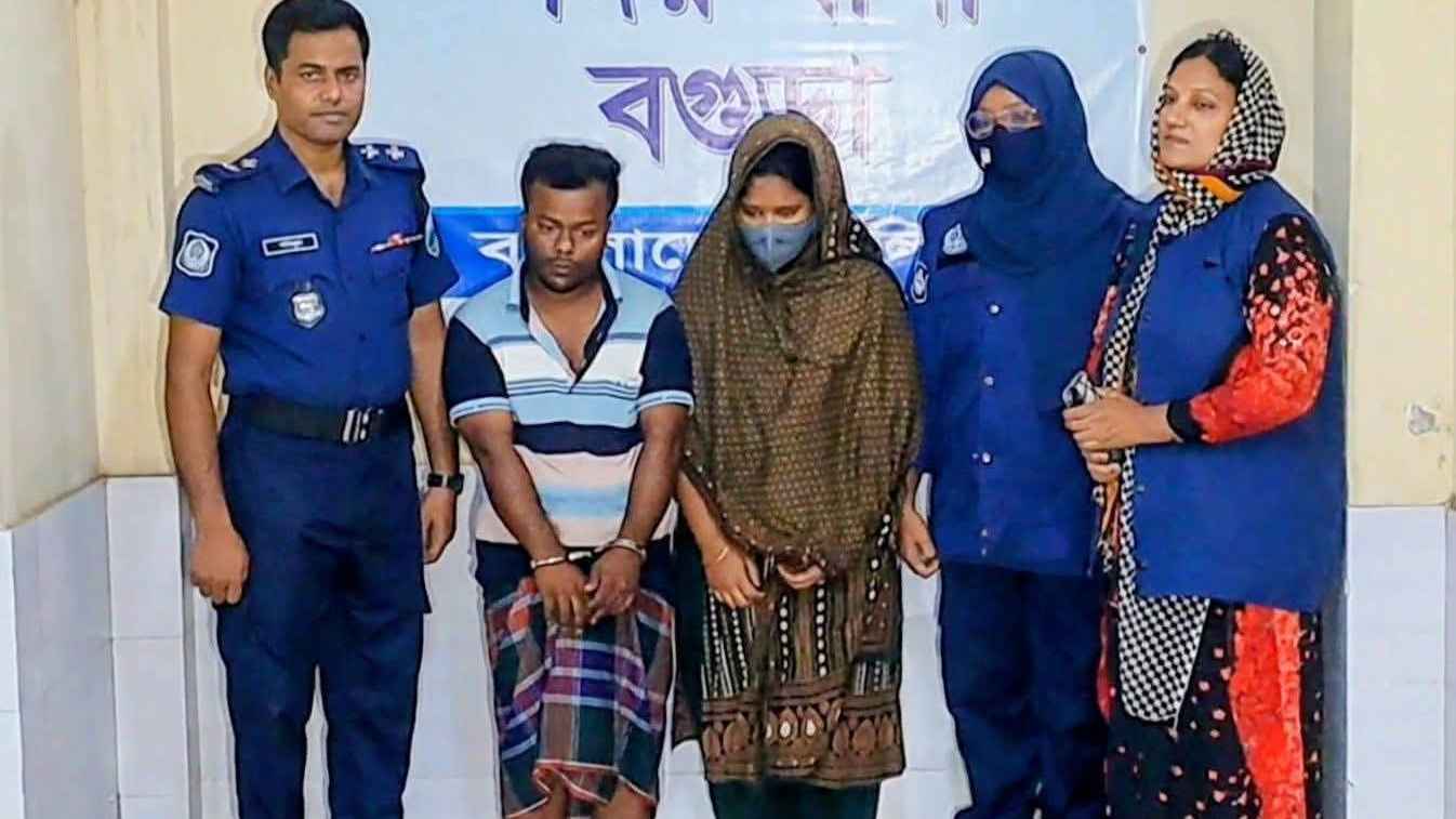 প্রথম স্বামীর প্রতি ঘৃণায় সন্তান প্রসবের পর হত্যা করে পুকুরে ফেলেন মা