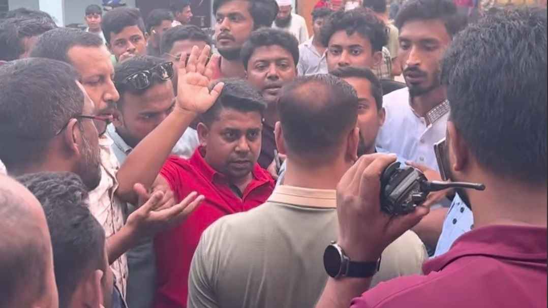 ব্রাহ্মণবাড়িয়ায় নিষিদ্ধ ছাত্রলীগের মিছিল, ছাত্রদলের থানা ঘেরাও