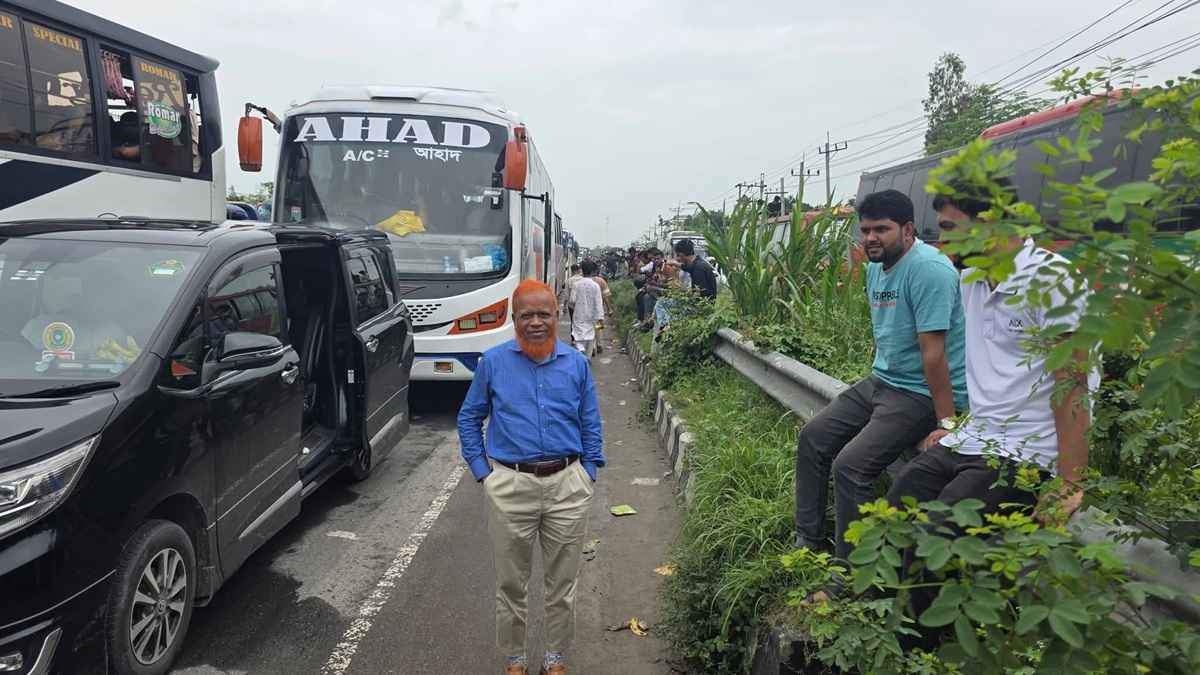 ১২ ঘণ্টায় ঢাকা থেকে টাঙ্গাইল, সড়কমন্ত্রীর কড়া সমালোচনা জামায়াত এমপির