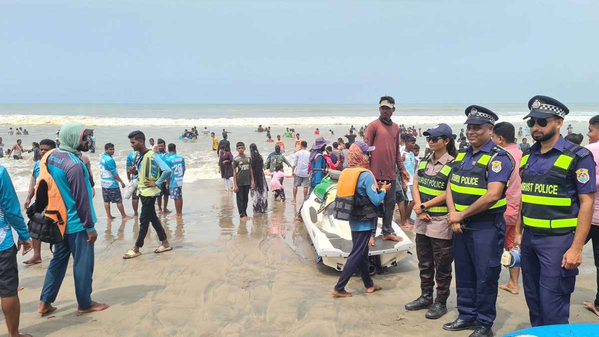 ঈদের ছুটিতে পর্যটকদের ঢলে মুখর কক্সবাজার, চাঙ্গা পর্যটন খাত