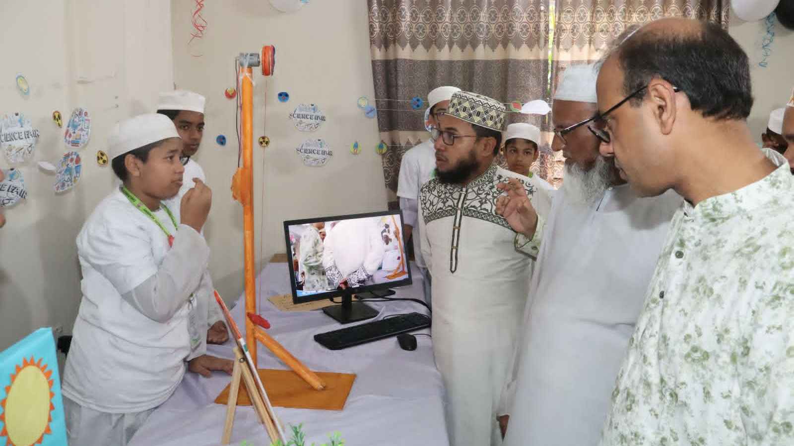 ‘কোরআন-হাদিসের আলোকে বিজ্ঞান ব্যবহার করা সময়ের দাবি’ 