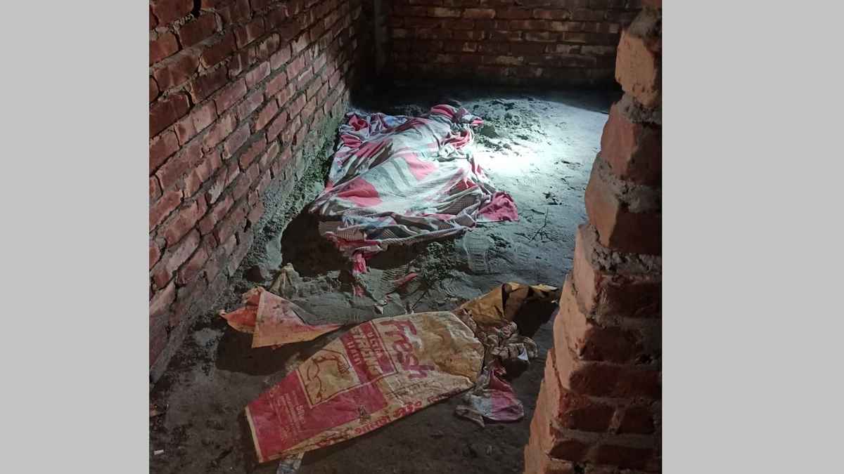 ফেনীতে নির্মাণাধীন বাড়ি থেকে প্রবাসীর স্ত্রীর মরদেহ উদ্ধার