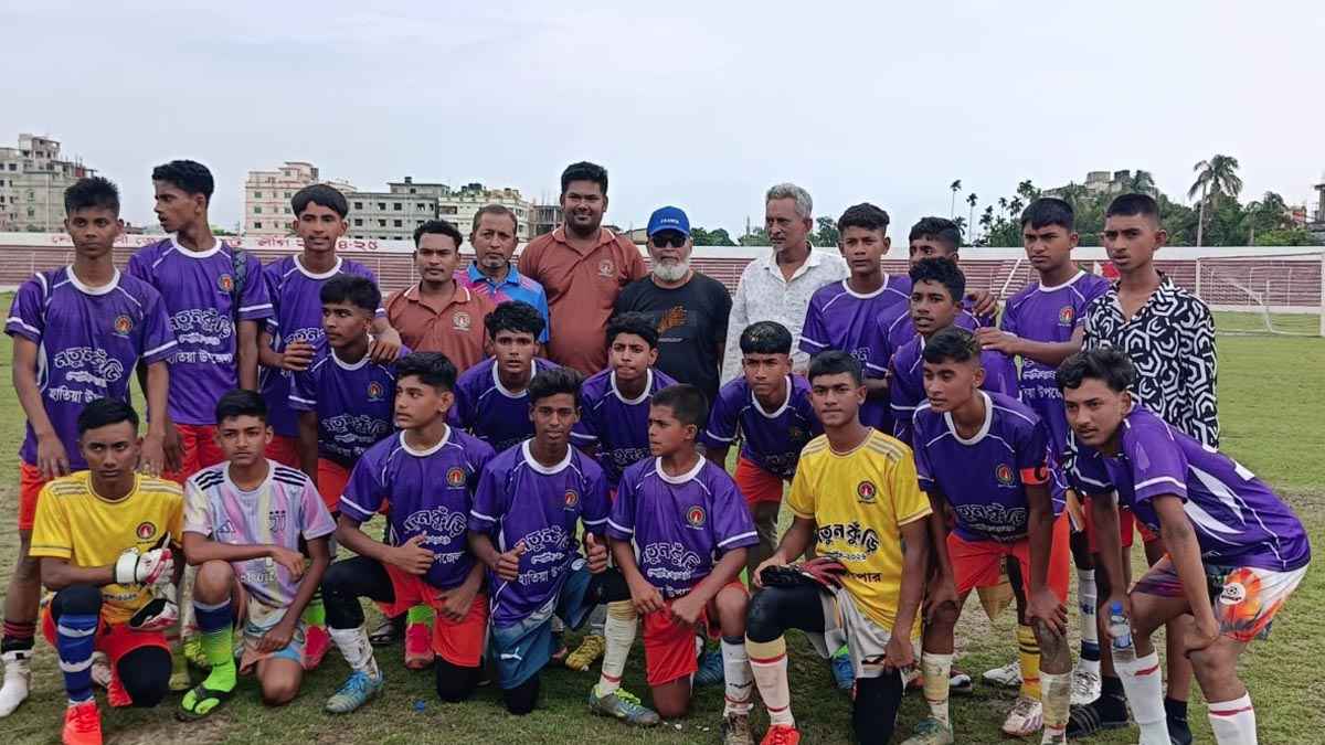 নোয়াখালীতে  নতুন কুঁড়ি স্পোর্টসে ফুটবল ইভেন্টে ফাইনালে হাতিয়া উপজেলা