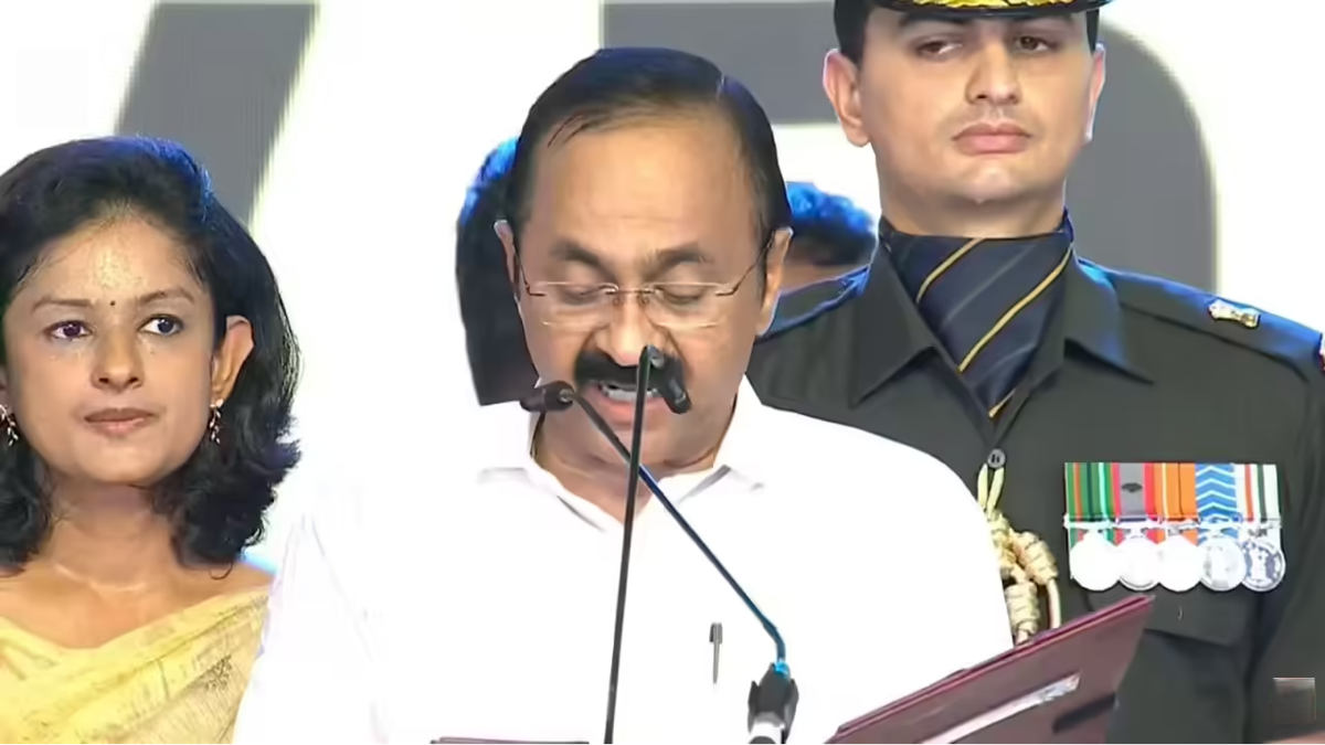 কেরালার মুখ্যমন্ত্রী হিসেবে শপথ নিলেন ভিডি সতীশন