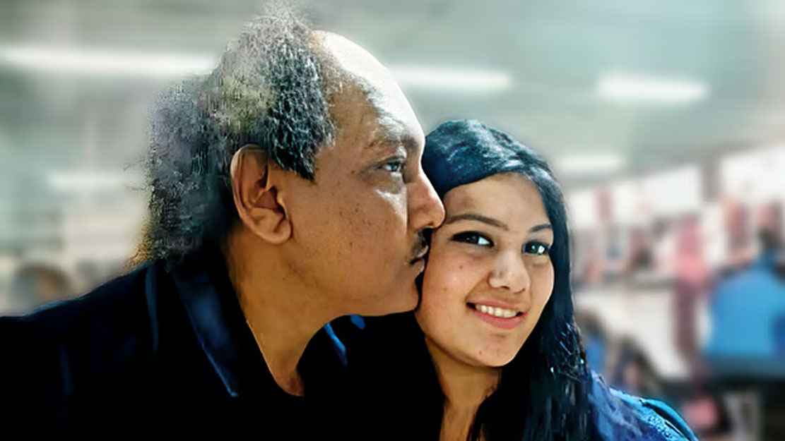 আমরা কেউ তোমাকে ছাড়া ভালো নেই, কারিনা কায়সারের বাবা 