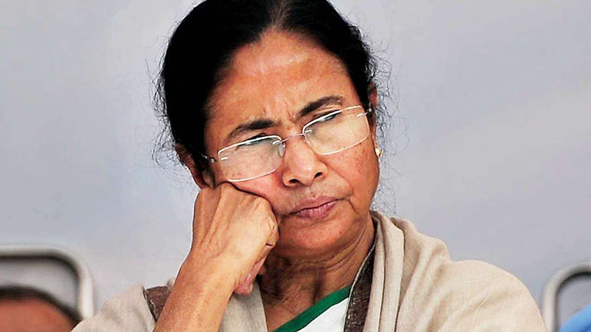 নিজ আসনেও হেরে গেলেন মমতা, শুভেন্দুর জয়