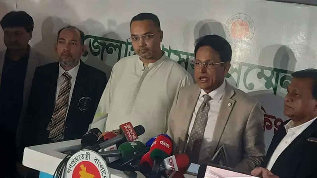 ‘প্রাথমিকের অপেক্ষায় থাকা ১৪ হাজার শিক্ষকের কেউ বাদ যাবে না’
