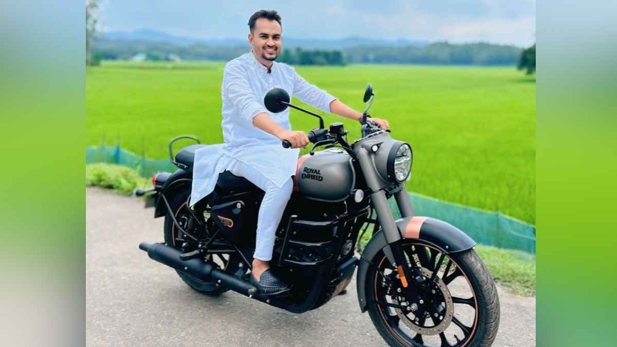 ফেসবুকে বাণ্ডিল বাণ্ডিল টাকা গোনার ভিডিও ভাইরাল, যুবদল নেতাকে অব্যাহতি