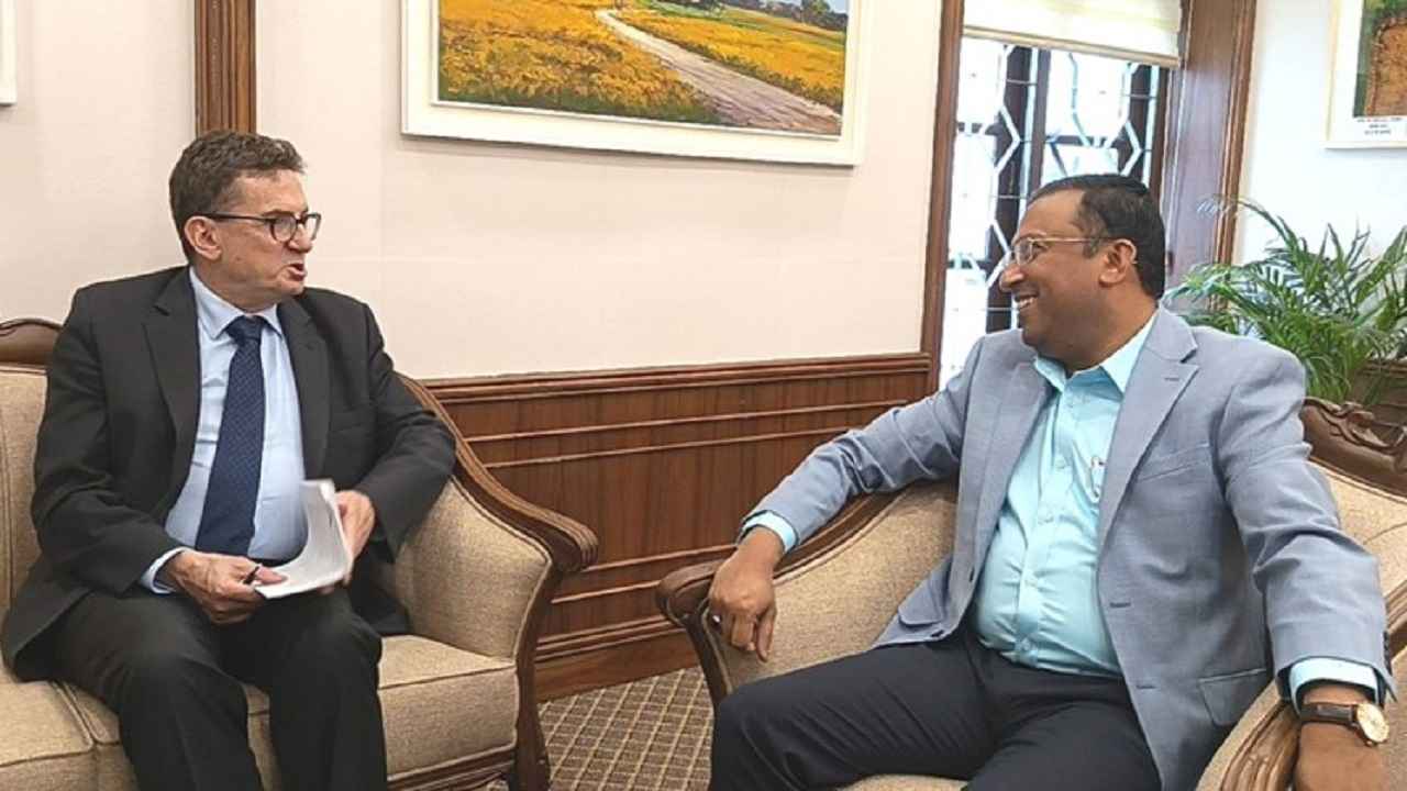 ওষুধ শিল্প ও পর্যটনসহ বিভিন্ন খাতে সহযোগিতা বাড়াতে চায় নিউজিল্যান্ড