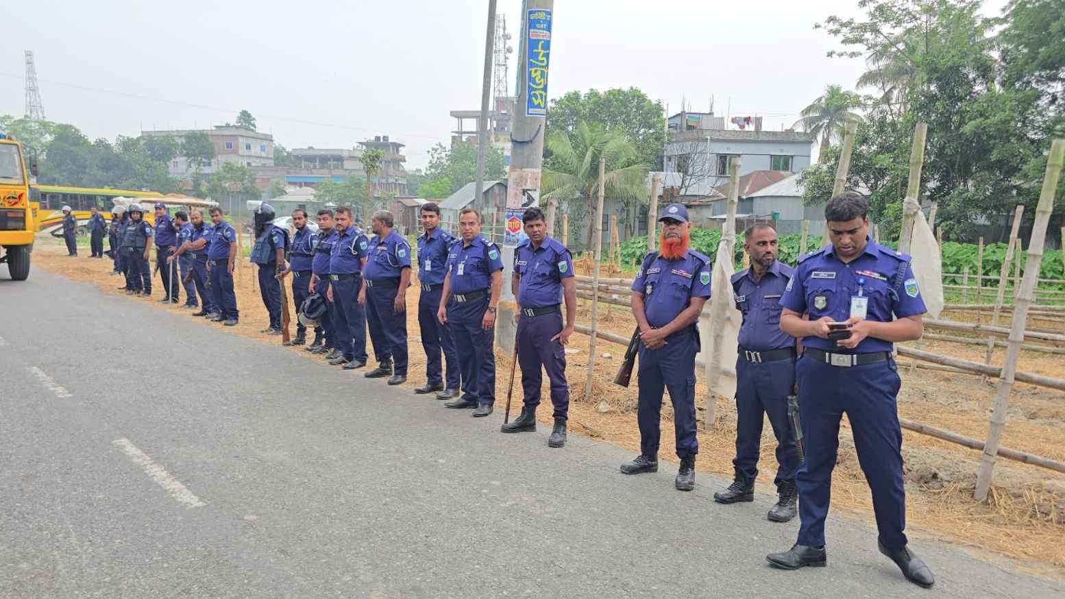 পশুর হাটের ইজারা নিয়ে বিএনপি-জামায়াত উত্তেজনা, ১৪৪ ধারা জারি