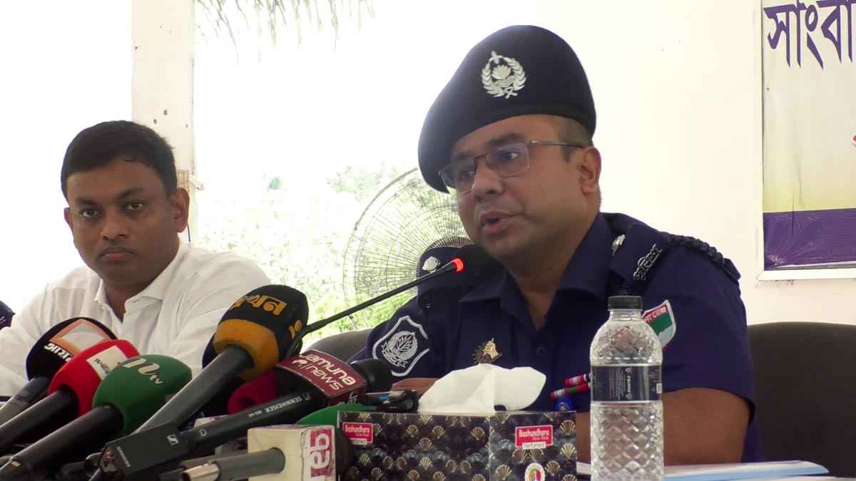 রাজনৈতিক পরিচয় নয়, অপরাধীদের বিরুদ্ধে ‘জিরো টলারেন্স’: সাতক্ষীরার এসপি