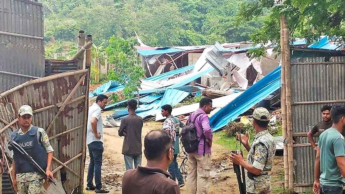 জঙ্গল সলিমপুরে যৌথবাহিনীর ক্যাম্প উদ্বোধন নিয়ে সংশয়