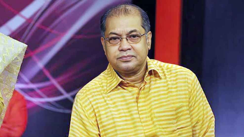 যে গানের জন্য পানের নেশা ছাড়েন সুবীর নন্দী
