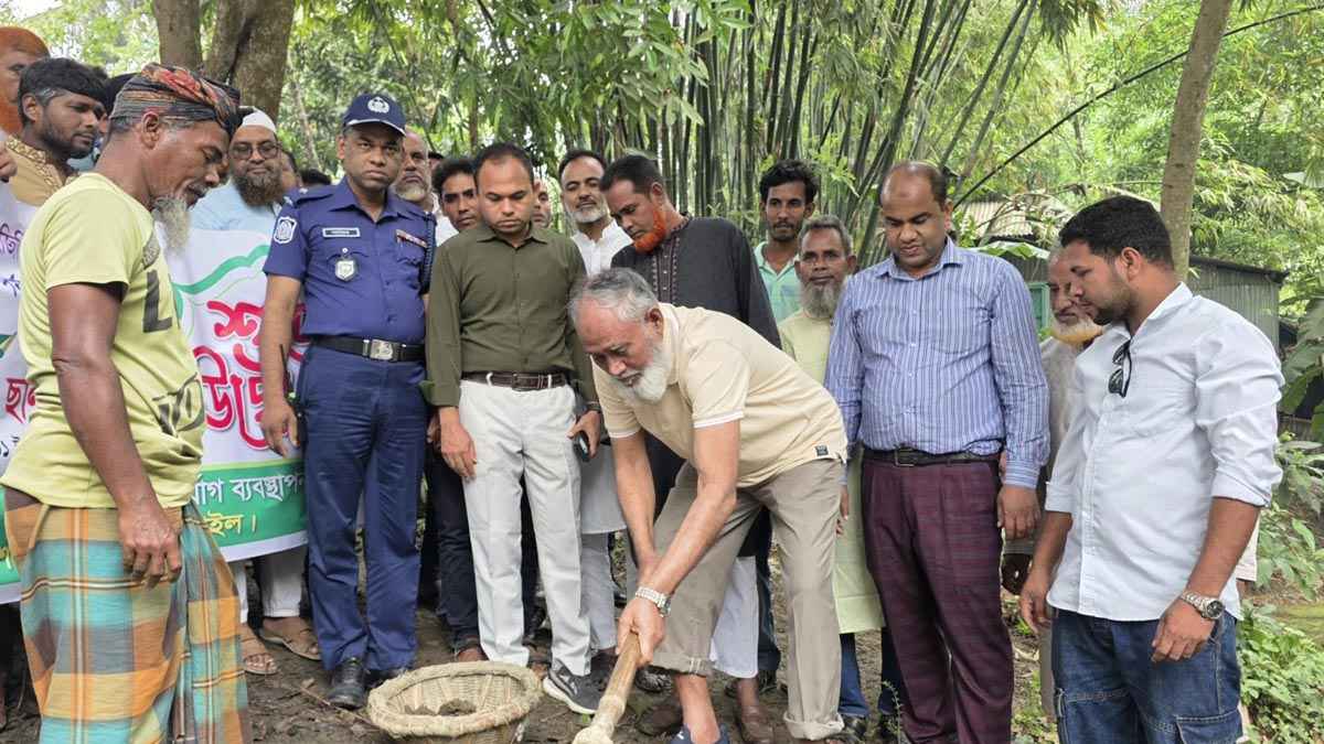 অবৈধভাবে খাল দখলকারীদের উৎখাত করতে হবে: সালাম পিন্টু