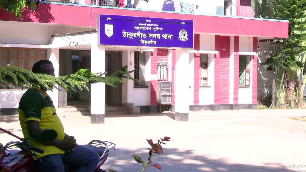 পুলিশ সদস্যকে অপহরণ করে চাঁদা দাবি, গ্রেফতার ৫
