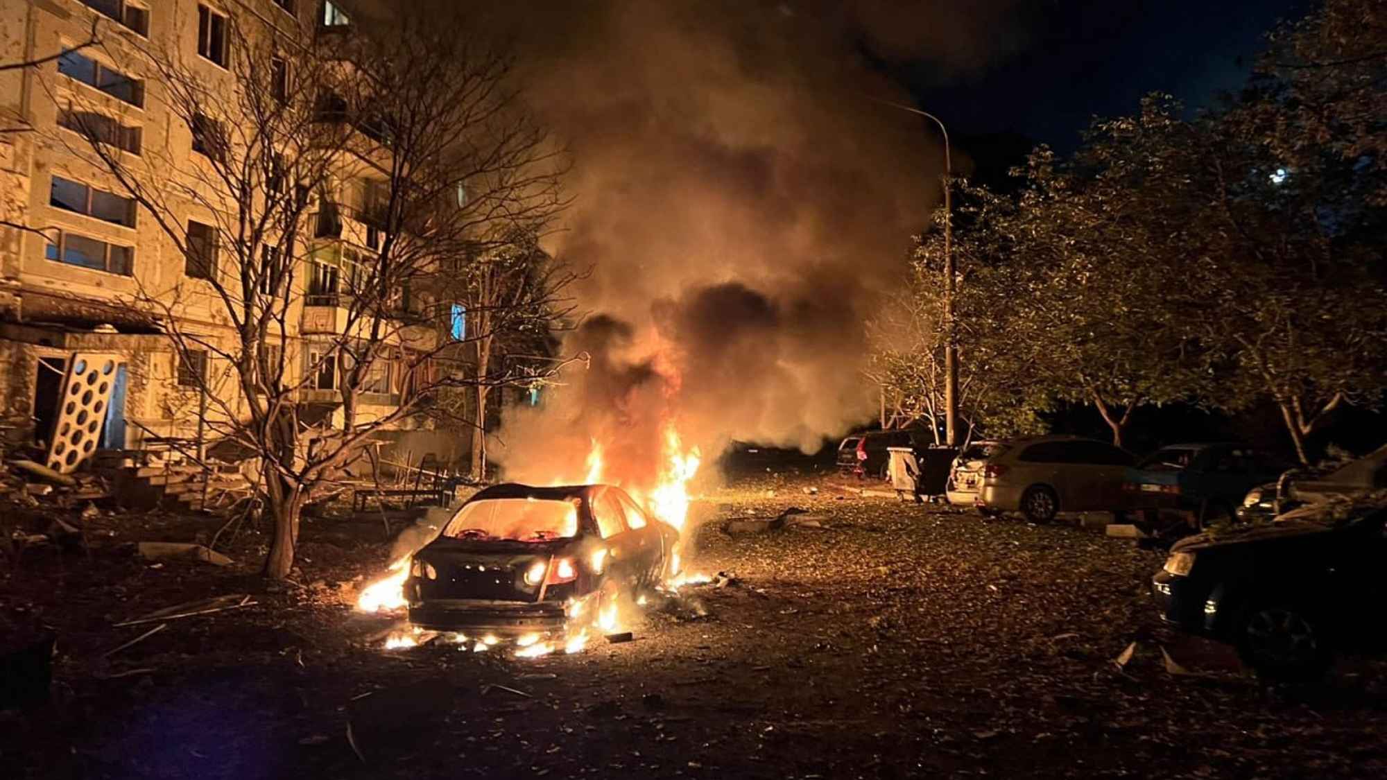 ইউক্রেনে রাশিয়ার ভয়াবহ ক্ষেপণাস্ত্র ও ড্রোন হামলা