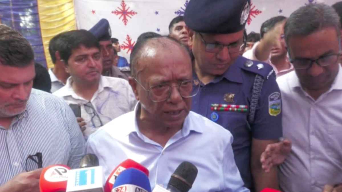 বন্যহাতির নিরাপদ করিডোর চালু হবে শেরপুরের গারো পাহাড়ে: পরিবেশমন্ত্রী