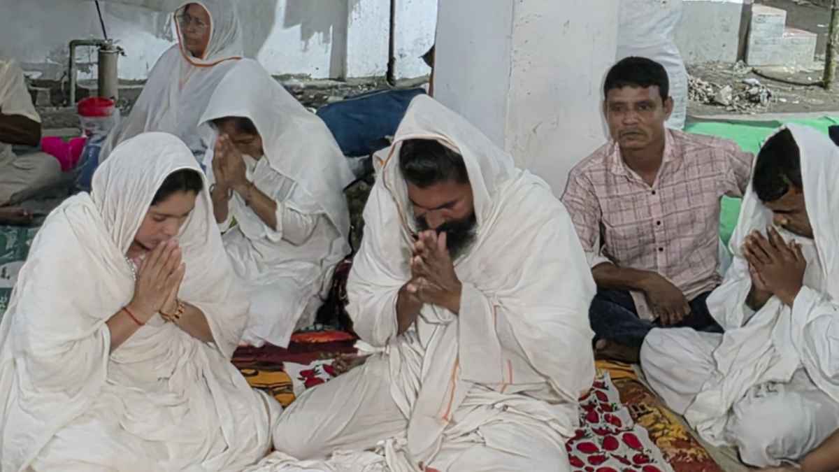 একতারা-দোতারার সুরে ছেঁউড়িয়ায় শুরু লালনের তিন দিনের স্মরণোৎসব