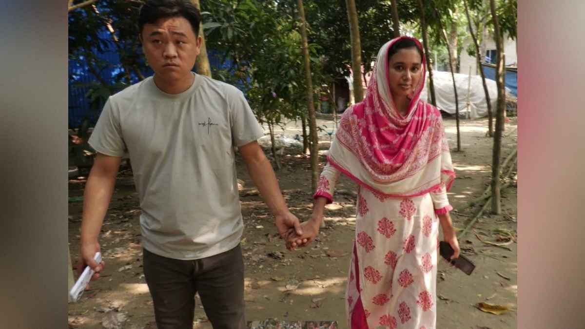 ভালোবাসার টানে চীনা যুবক মাদারীপুরে, মুসলিম হয়ে করতে চান বিয়ে