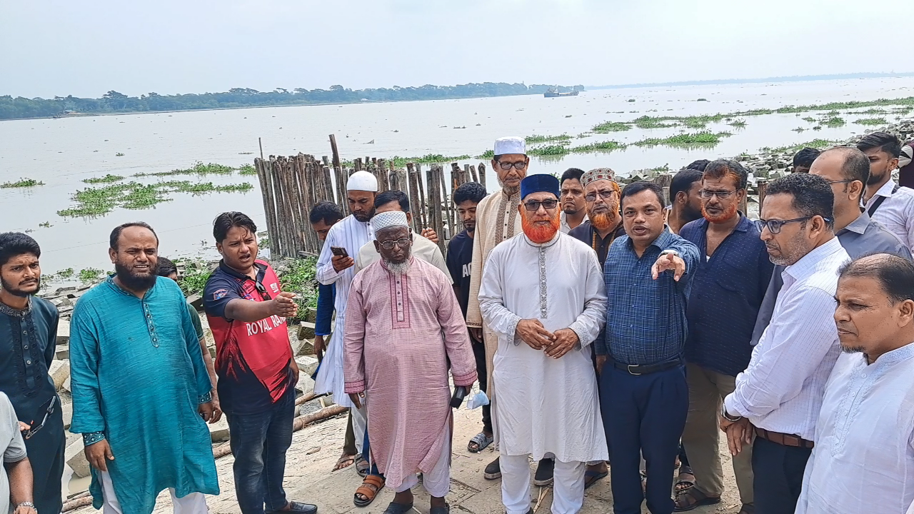 ‘পানগুছি নদীর কলারন ফেরি ঘাটটি পতিত ঘোষণা করেছিল বিগত সরকার’