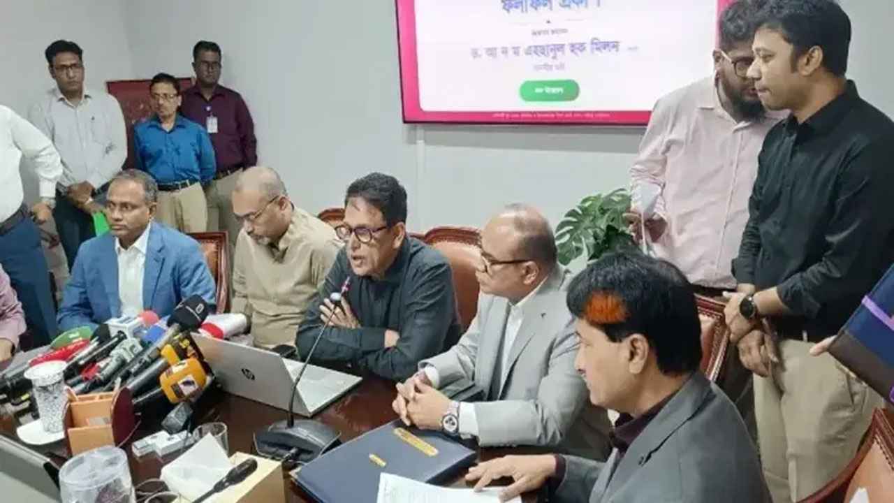 ‘এইচএসসিতে অকৃতকার্য শিক্ষার্থীদের পুনঃপরীক্ষা এক মাসের মধ্যে’