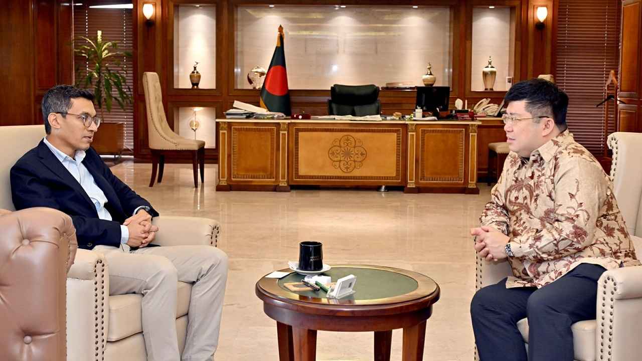 বাংলাদেশের বন্দর ও লজিস্টিকস খাতে বিনিয়োগে আগ্রহী সিঙ্গাপুর