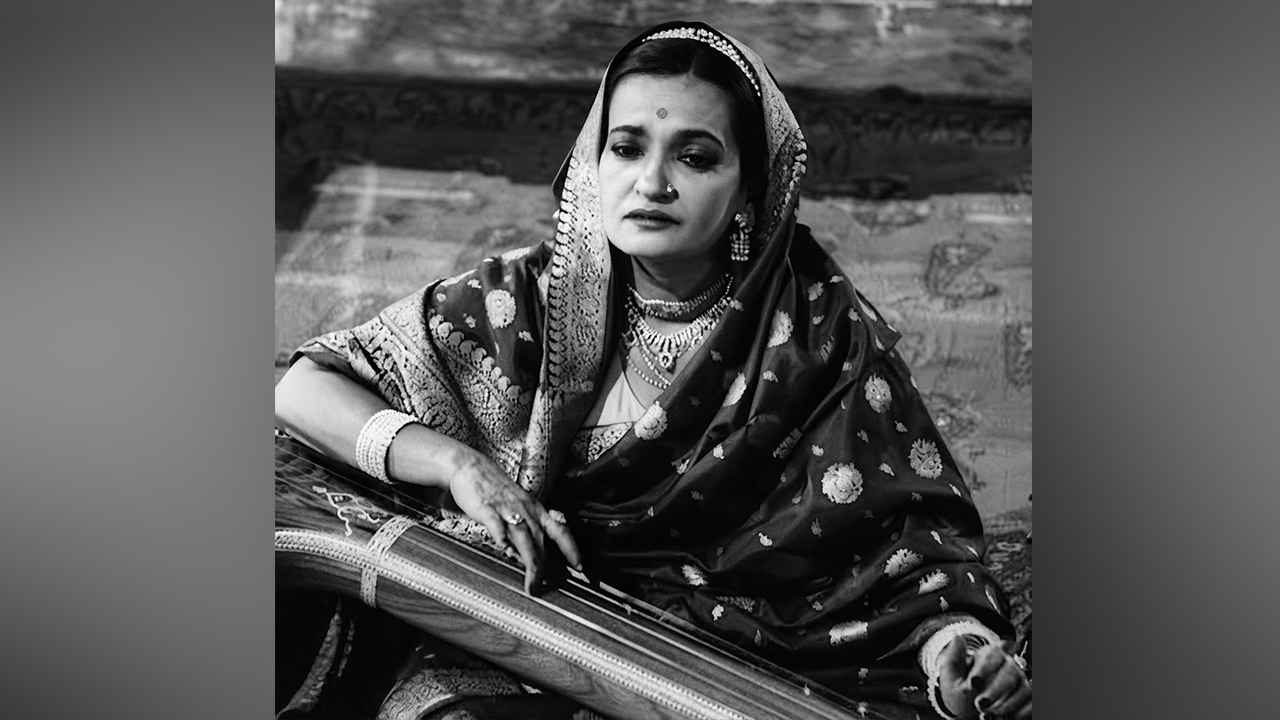 বেগম আখতার: হারেম থেকে পদ্মভূষণ, বাইজি থেকে গজলের রানি হয়ে ওঠার গল্প