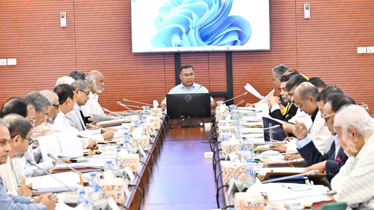 প্রধানমন্ত্রীর সভাপতিত্বে মন্ত্রিসভার বৈঠক। ছবি: সংগৃহীত