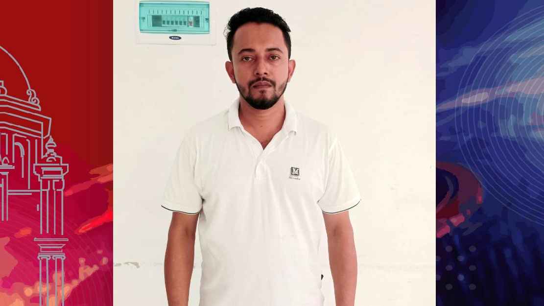 ভারতে যাওয়ার সময় দর্শনা চেকপোস্টে আওয়ামী লীগ নেতা গ্রেফতার