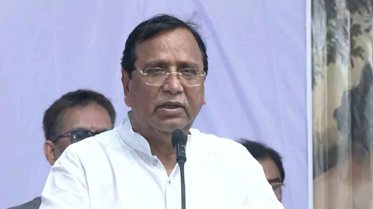 সাবেক কমিশনার নাজির হোসেনের মৃত্যুতে ডিএসসিসি প্রশাসকের শোক