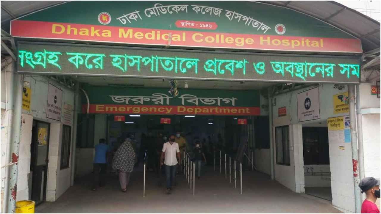 ডেমরায় অটোরিকশায় চার্জ দিতে গিয়ে চালকের মৃত্যু