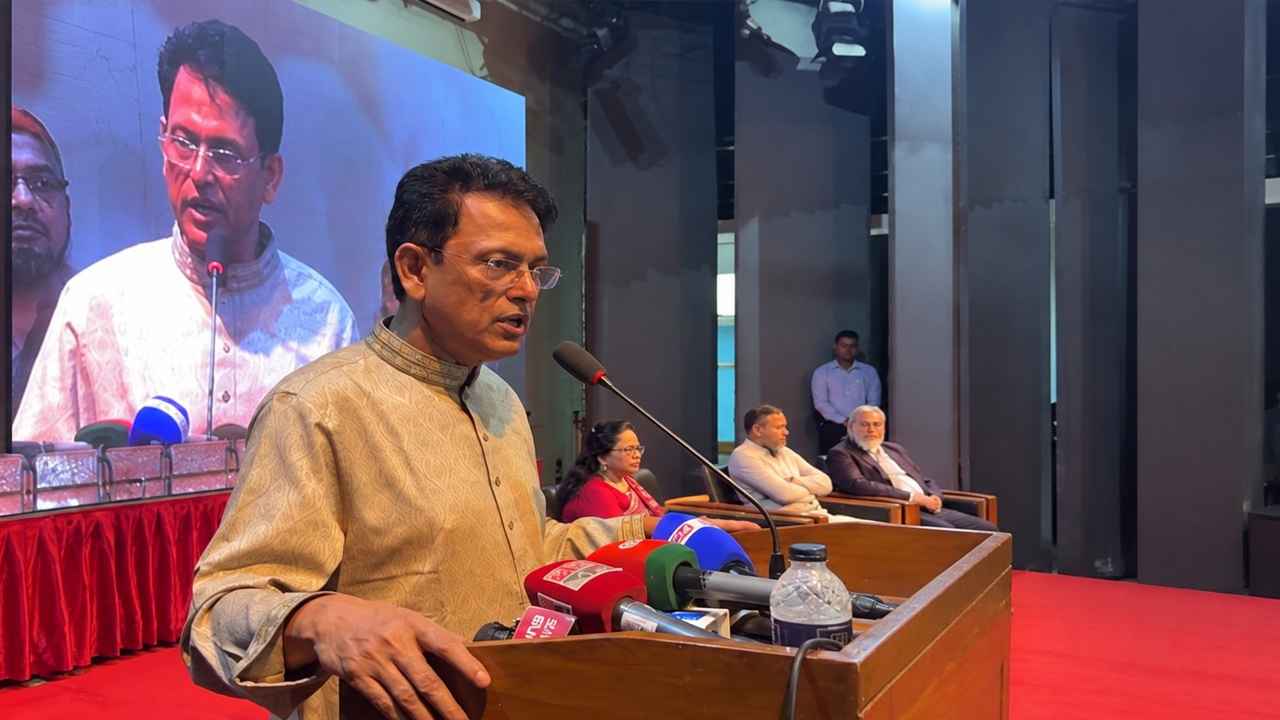 জানুয়ারিতে এসএসসি ও ফেব্রুয়ারিতে এইচএসসির পরিকল্পনা হচ্ছে: মন্ত্রী