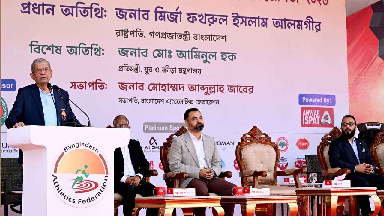 সুস্থ জাতি গঠনে মাঠ ও খেলাধুলার প্রসার জরুরি: রাষ্ট্রপতি