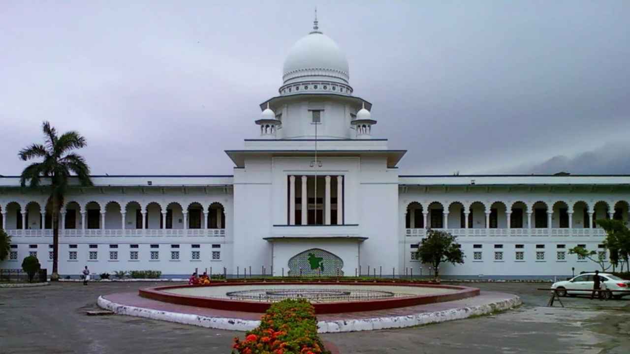 কেড়ে নেওয়া যাবে না চাকরিতে অর্জিত পদোন্নতির অধিকার: হাইকোর্ট