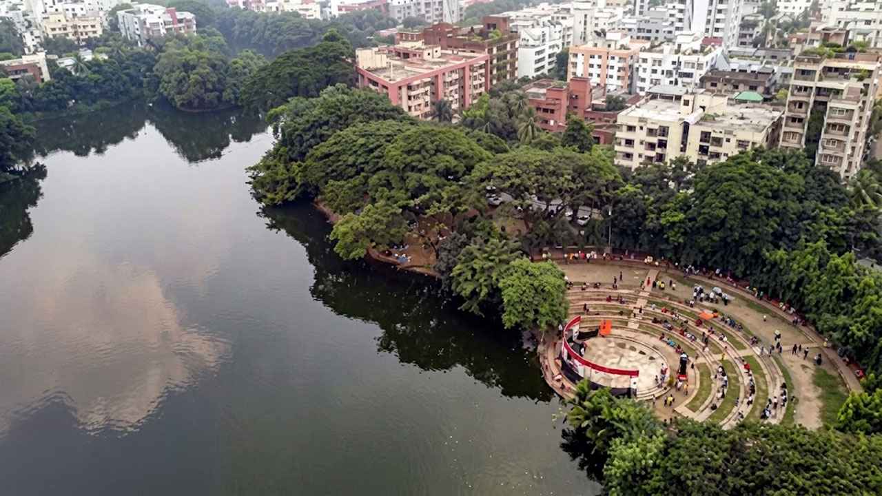 উদ্বোধনের ১৩ দিন পরেও ধানমন্ডি লেক সংস্কারের দৃশ্যমান অগ্রগতি নেই