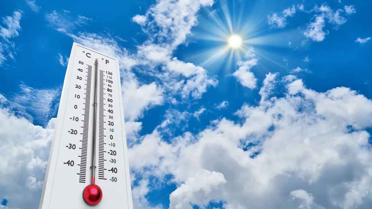 তাপমাত্রা কমবে দিন ও রাতের