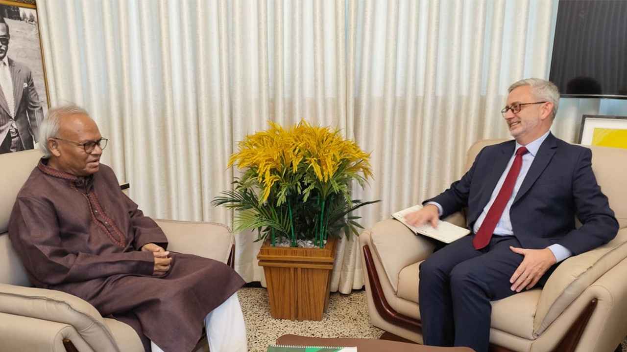 রিজভীর সঙ্গে ইউরোপীয় ইউনিয়নের রাষ্ট্রদূতের সাক্ষাৎ