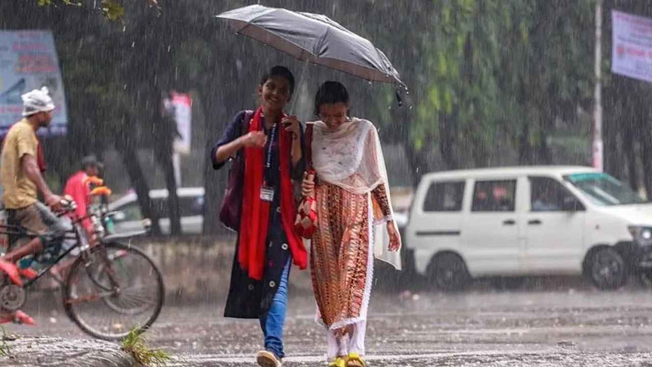 কবে আবার বৃষ্টি হবে, জানাল আবহাওয়া অফিস