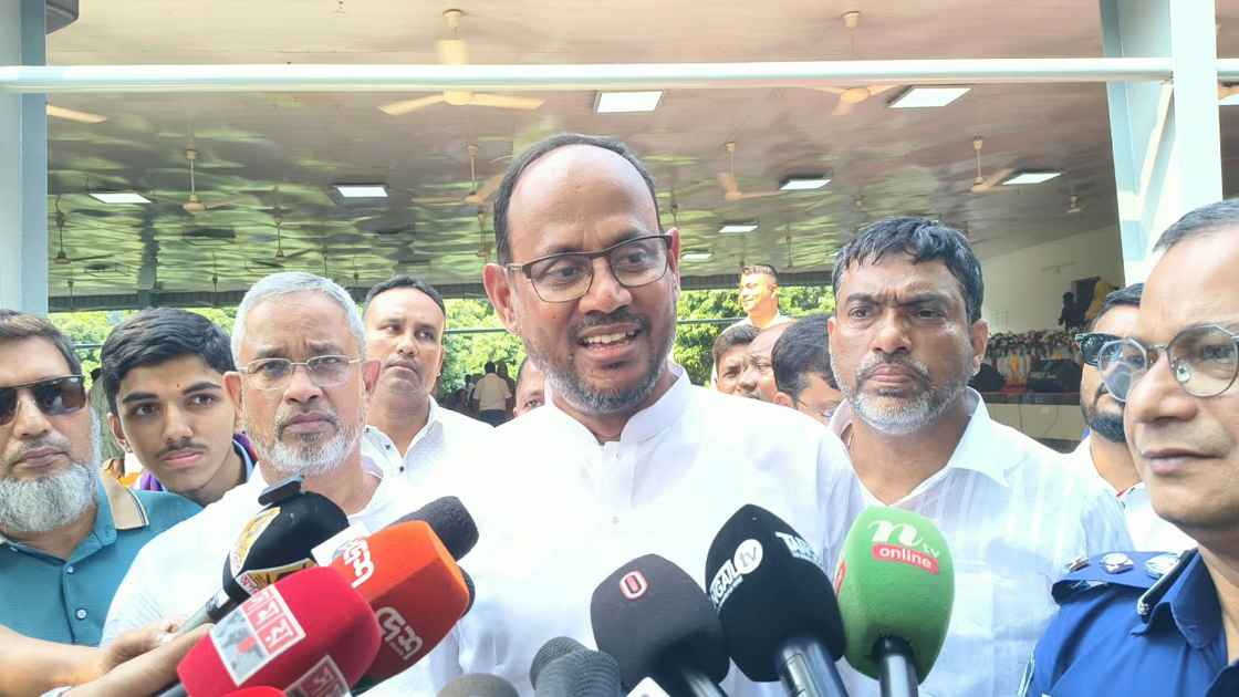 ‘আইনশৃঙ্খলা বাহিনী যেখানেই অনিয়ম দেখছে, সেখানেই ব্যবস্থা নিচ্ছে’
