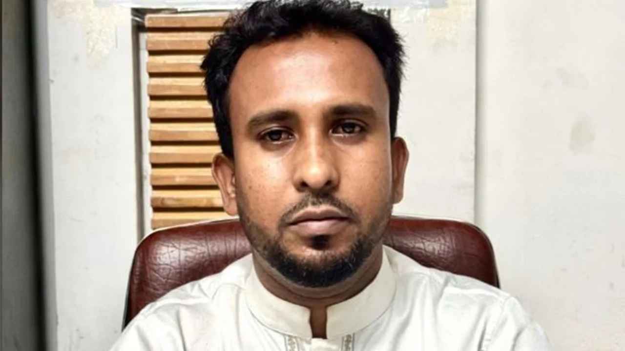 এনসিপি এখন পুরোপুরি জামায়াতের পেটে ঢুকে গেছে: আবু হানিফ
