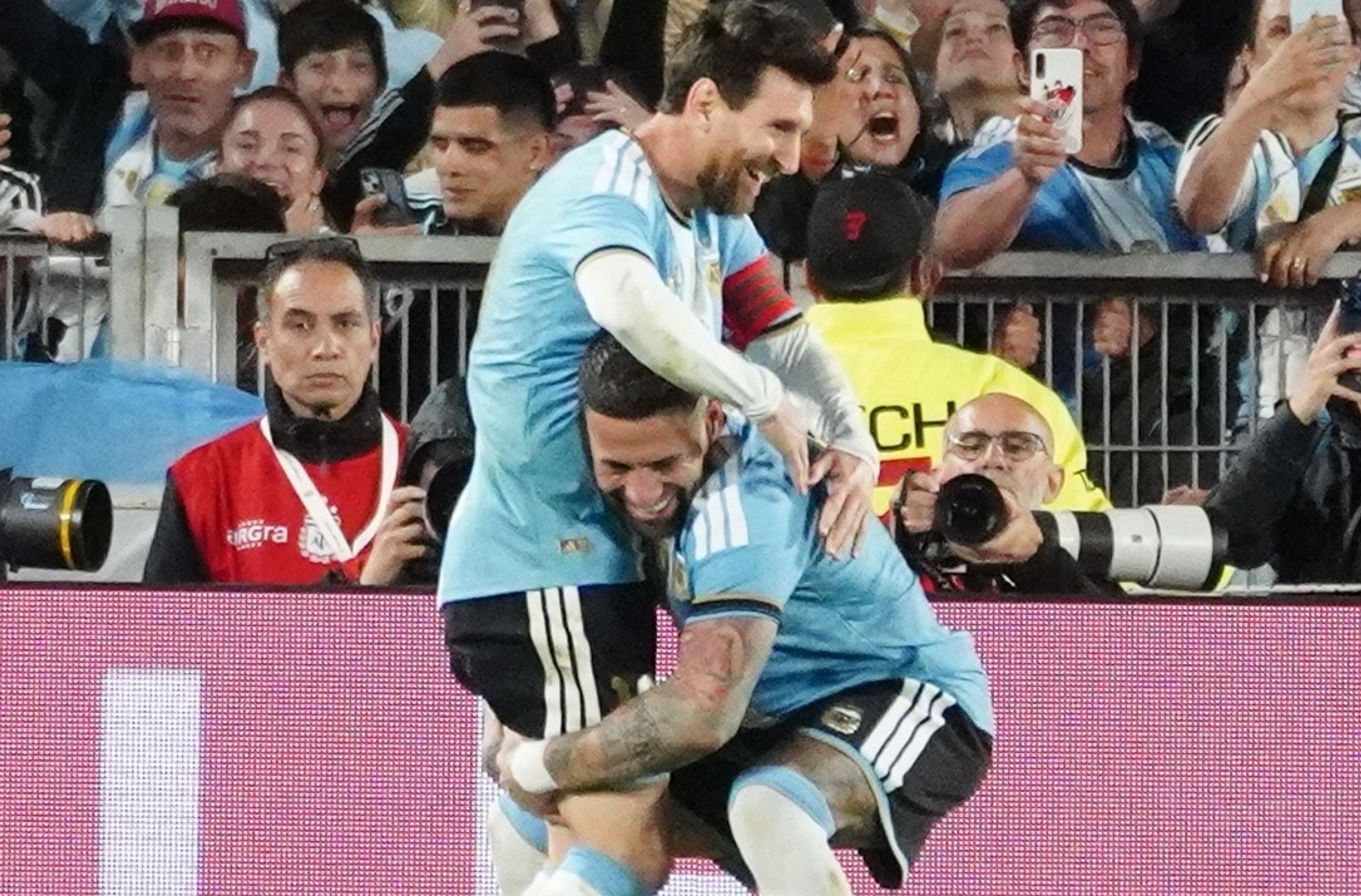 otamendi_messu otamendi_messu
