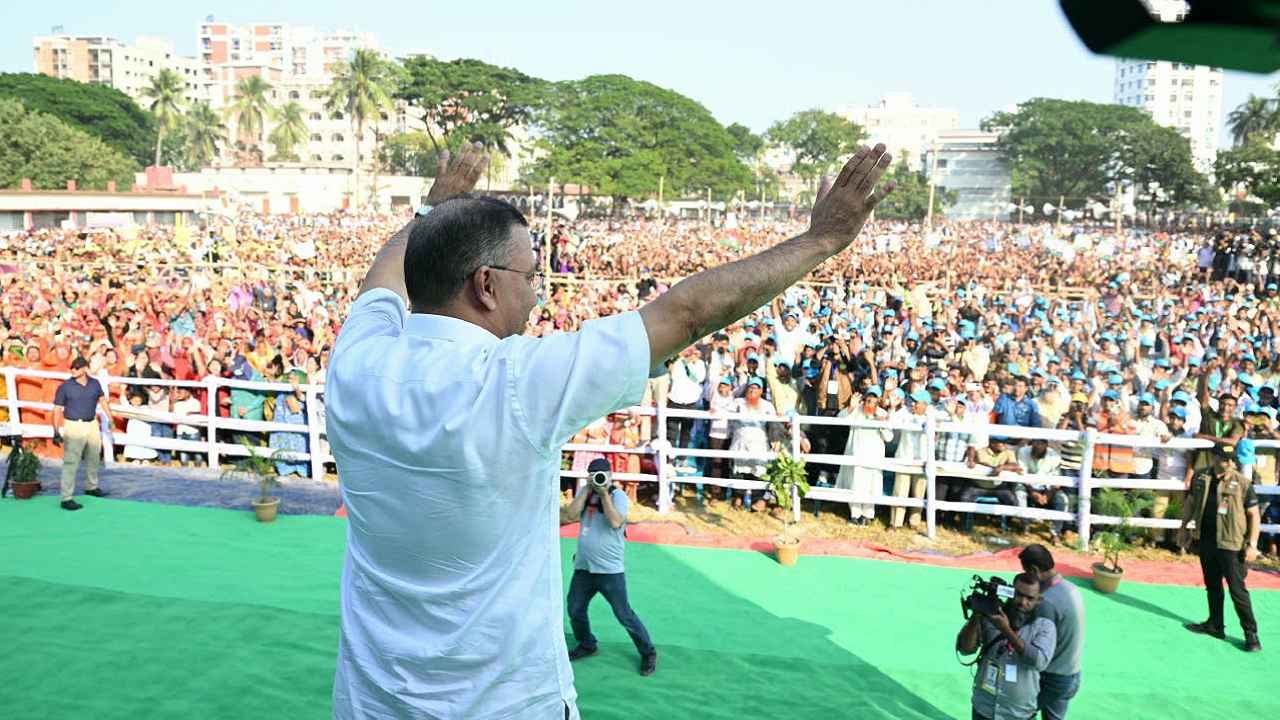 তিস্তা ও পদ্মার পানির হিস্যা আদায়ে যত দূর যেতে হয়, যাব: প্রধানমন্ত্রী